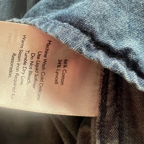 Eddie Bauer Blue Denim Blouse Tunic Size Medium - Picture 3 of 5